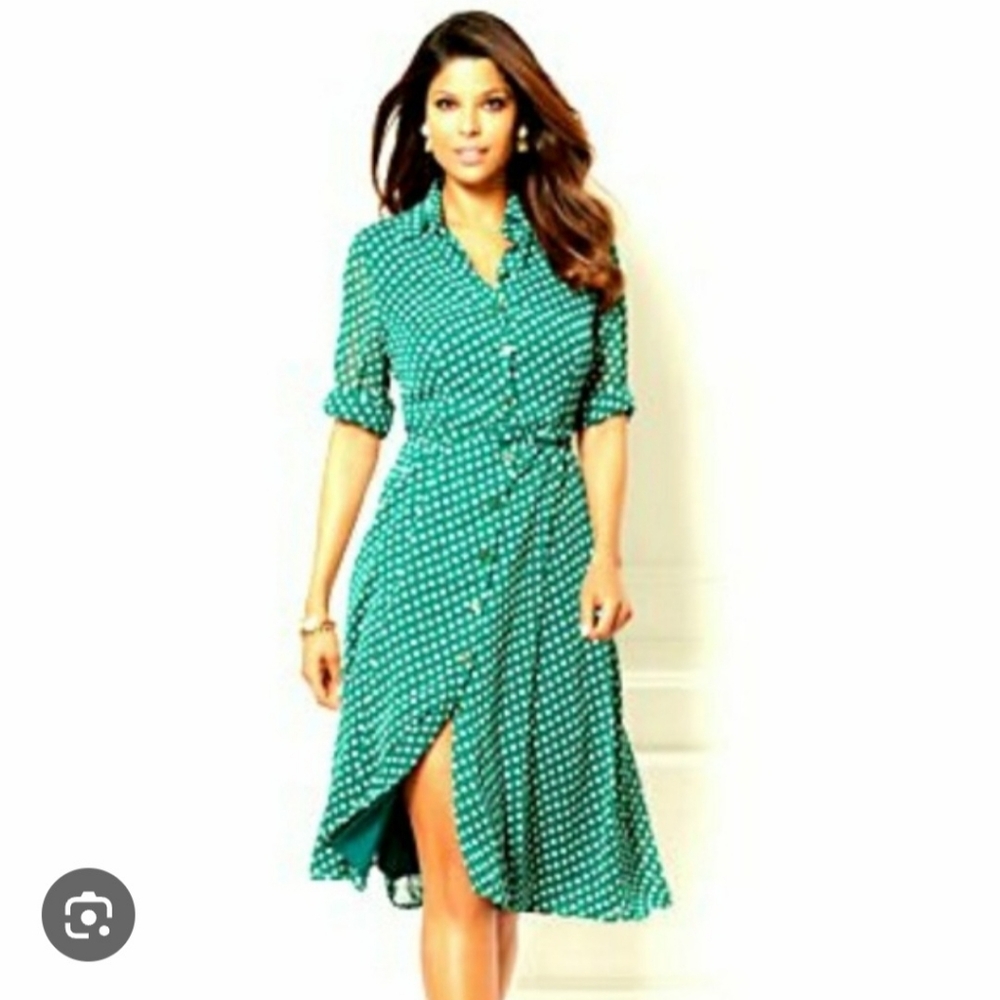 🎀Eva Mendes Polkadot midi dress🎀